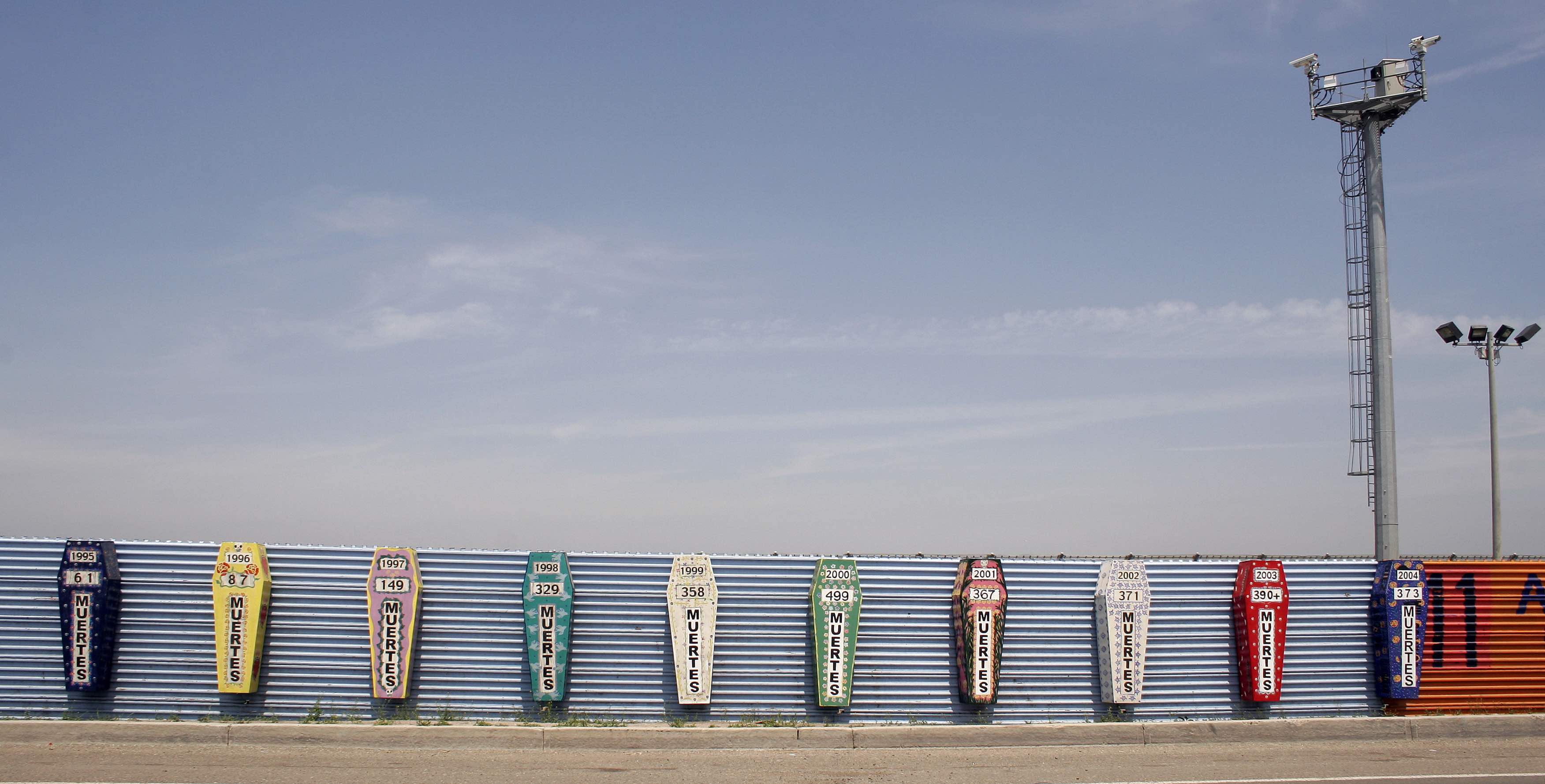Border monument, journal of wild culture, ©2018