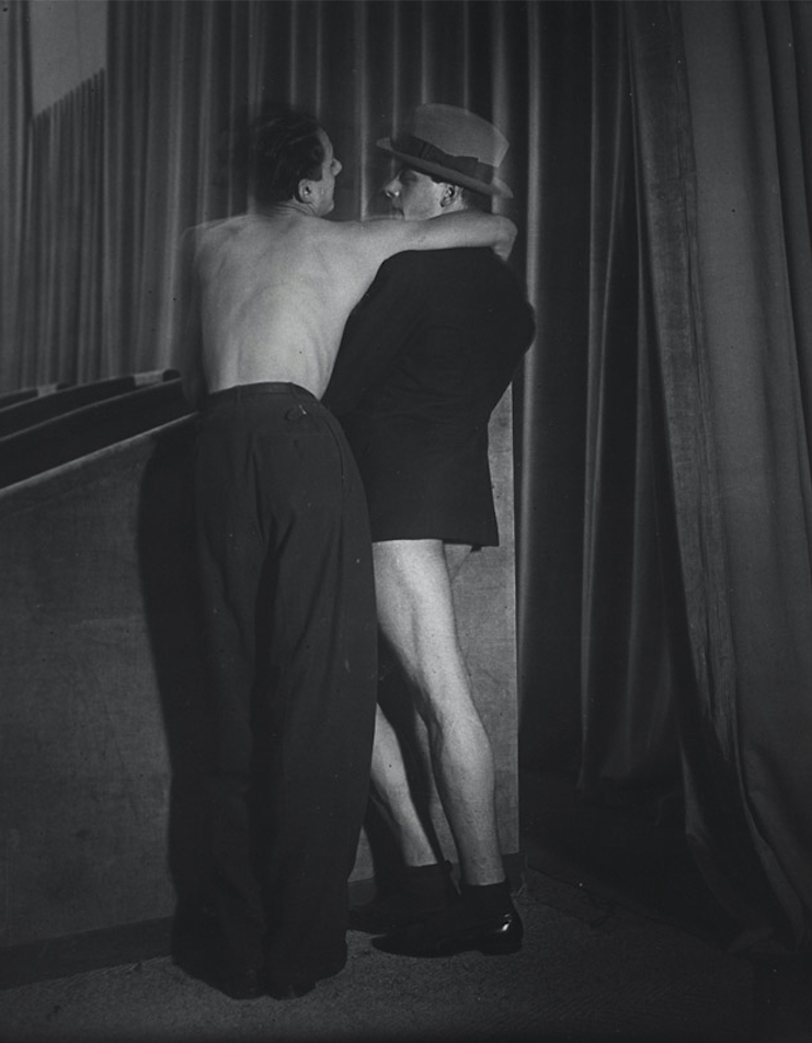 One suit, two men. Brassai, journal of wild culture ©2021